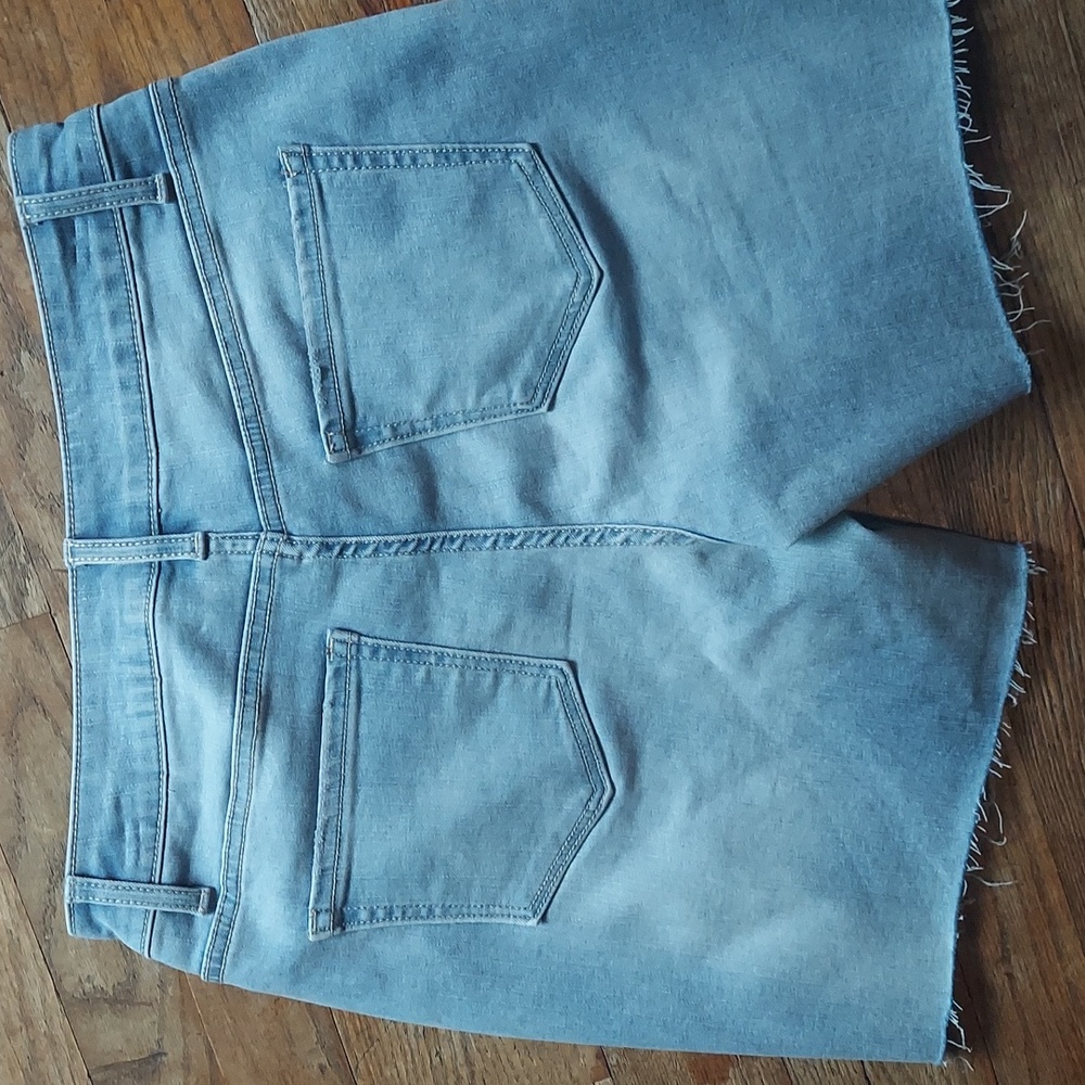 5 for $10 M&M Shorts - Picture 4 of 7